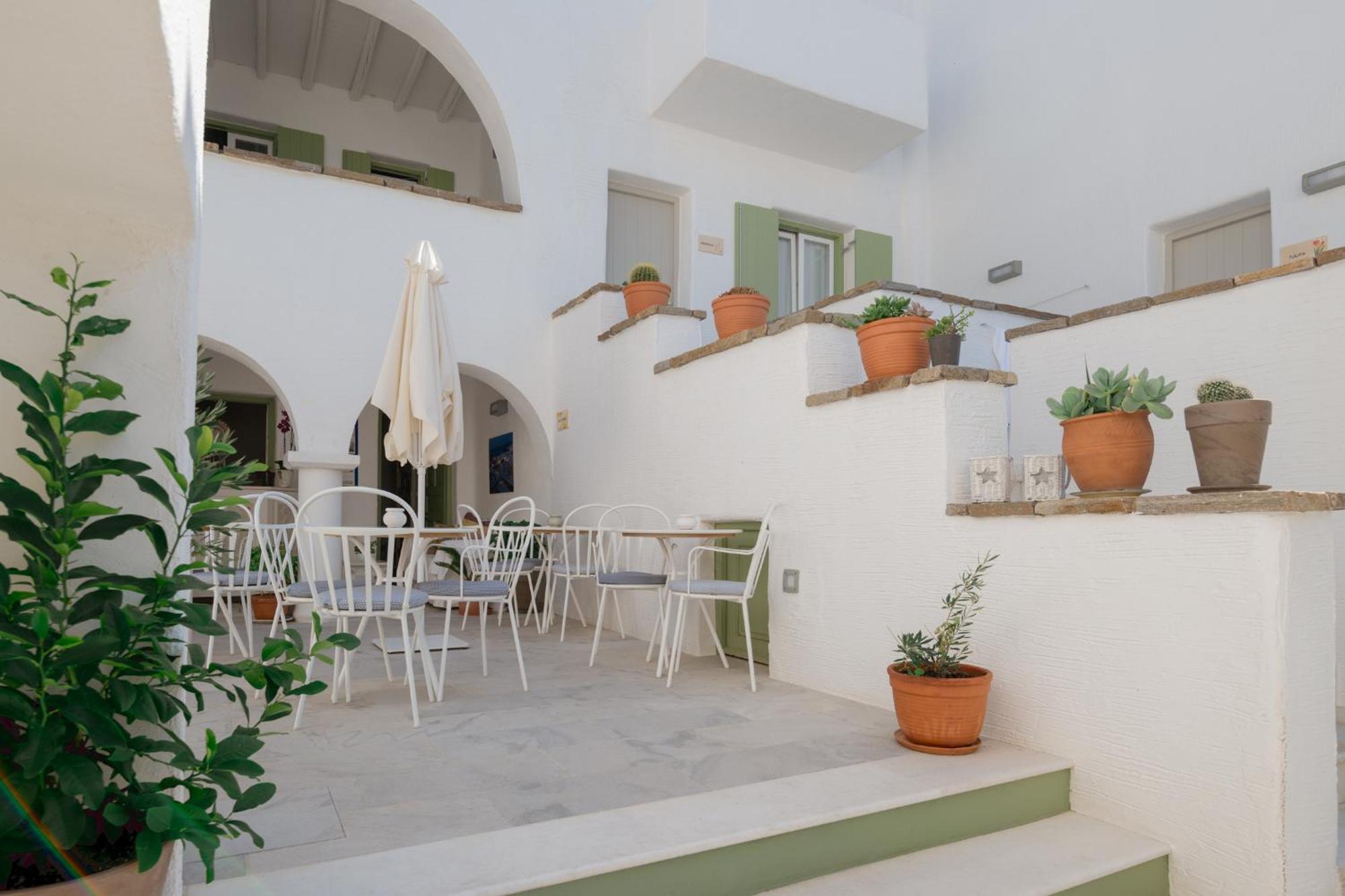 Anthos Apartments 纳乌萨 外观 照片